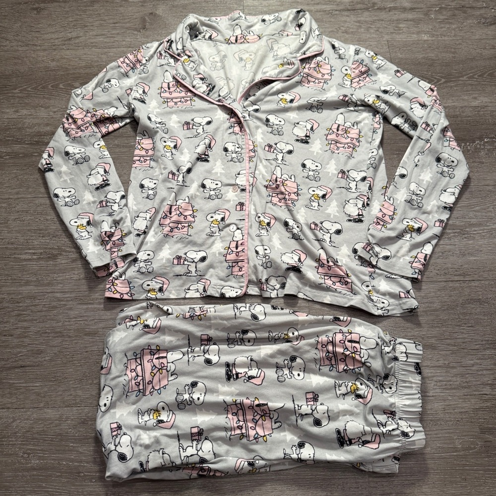 Munki Munki Pajama Set Women M Gray Peanuts Snoopy Christmas Holiday Sleepwear